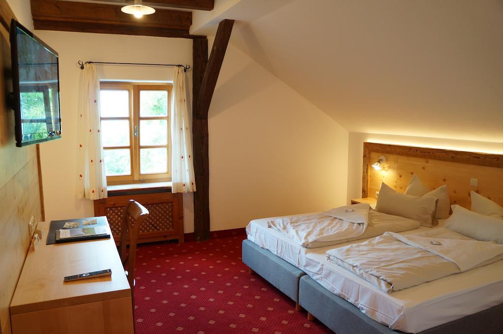 Hotel Der Obere Wirt Zum Queri Andechs Habitación foto